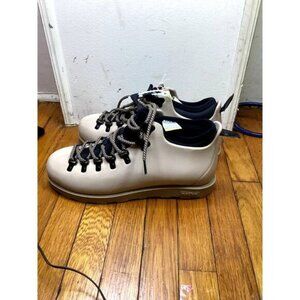 Blokecore gorpcore nostalgia earthy artisanal Native Shoes, Women Size 11